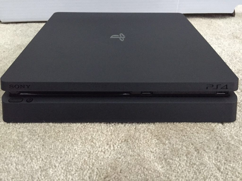 PS4Slim